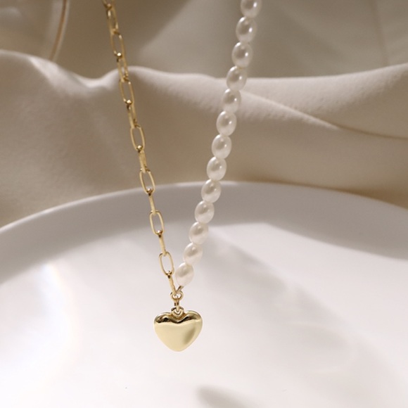NEW 18K GOLD ELEGANT LOVE PEARL NECKLACE - Picture 5 of 6